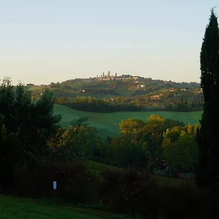 Mormoraia Farm stay *