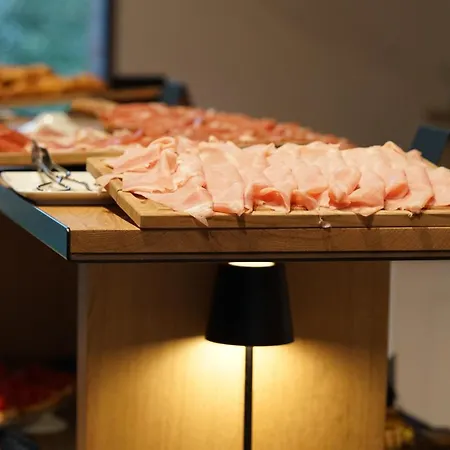 Mormoraia Farm stay