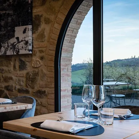 Mormoraia Farm stay